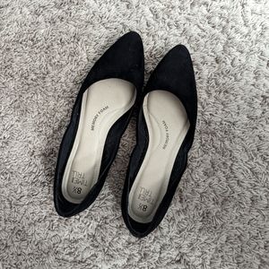 Black pointed toe flats 8.5